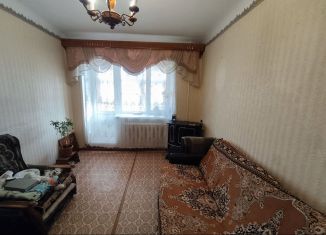 Трехкомнатная квартира на продажу, 48 м2, Чапаевск, улица Котовского, 32