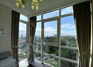 Продается 4-комнатная квартира, 157 м2, Сочи, улица Войкова, 21, микрорайон Центральный