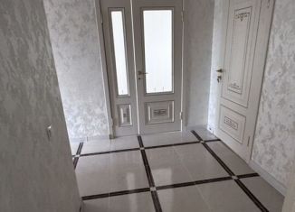 Продается трехкомнатная квартира, 68 м2, Грозный, проспект Ахмат-Хаджи Абдулхамидовича Кадырова, 201Б, микрорайон Ленгородок