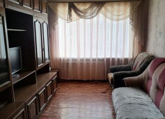 Сдается 2-комнатная квартира, 40 м2, Магнитогорск, улица Бориса Ручьёва, 8/1