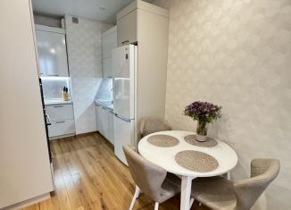 Продаю 2-ком. квартиру, 43.4 м2, Сергиев Посад, улица Чайковского, 20