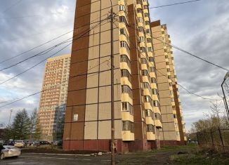 Продаю 2-ком. квартиру, 59.5 м2, Екатеринбург, улица 40-летия Комсомола, Кировский район