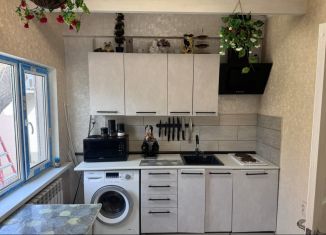 Продам дом, 24.2 м2, посёлок городского типа Черноморское, площадь Ленина