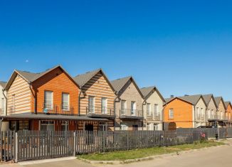 Продаю 3-комнатную квартиру, 78.9 м2, деревня Володино, Солнечная улица, 3