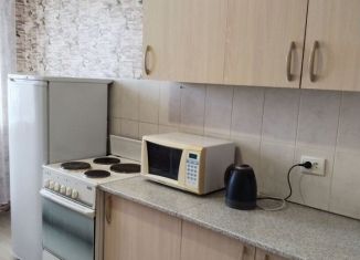 Сдам 1-ком. квартиру, 37.1 м2, Тюмень, улица Мельникайте, 144