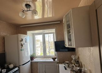Продается 2-ком. квартира, 42.2 м2, Серов, улица Ленина, 173