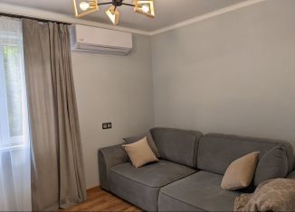 Продам 2-ком. квартиру, 36 м2, посёлок городского типа Дагомыс, Батумское шоссе, 51