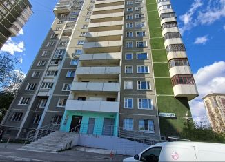 Продажа 3-комнатной квартиры, 56 м2, Екатеринбург, улица Шейнкмана, 118, метро Геологическая