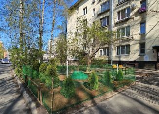 Продается 4-комнатная квартира, 49 м2, Санкт-Петербург, муниципальный округ Новоизмайловское, улица Костюшко, 66