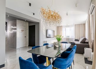 Продаю трехкомнатную квартиру, 155.7 м2, Казань, улица Тихомирнова, 1