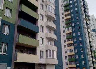 Сдаю 1-ком. квартиру, 40 м2, Тюмень, улица Героев Космоса, 23, Ленинский округ