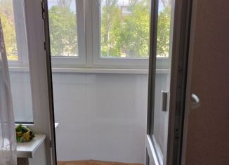 Продам 1-ком. квартиру, 32 м2, Керчь, улица Юных Ленинцев, 3