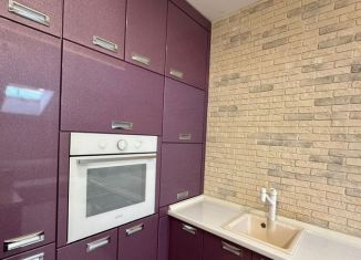 Продаю 1-ком. квартиру, 32.9 м2, Малоярославец, улица Кутузова, 28