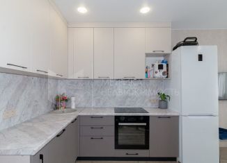 Продаю 2-ком. квартиру, 58.6 м2, Тюмень, улица Вадима Бованенко, 4, ЖК Атамари