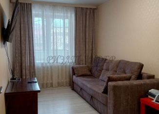 Продаю трехкомнатную квартиру, 57.2 м2, Республика Алтай, площадь Ленина