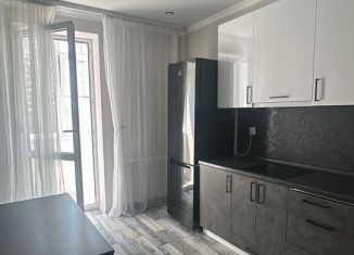 Сдам 1-комнатную квартиру, 37 м2, Ростов-на-Дону, улица Герасименко, 17/5, ЖК Сердце Ростова