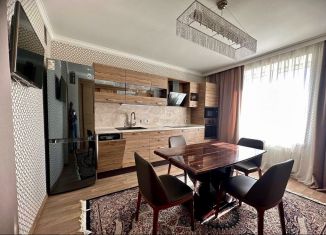 Продам 3-ком. квартиру, 85.8 м2, Кудрово, проспект Строителей