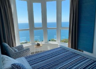 Продажа 3-ком. квартиры, 71 м2, Сочи, улица Есауленко, 6А, микрорайон Приморье