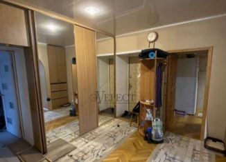 4-комнатная квартира на продажу, 104 м2, Старый Оскол, микрорайон Жукова, 10