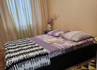 Сдается в аренду двухкомнатная квартира, 55 м2, Норильск, улица Бегичева, 4