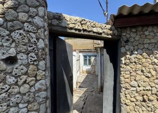 Продаю дом, 40 м2, Евпатория, Средняя улица