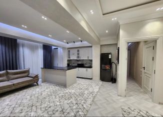 Продается 2-ком. квартира, 77 м2, Дагестан, проспект Насрутдинова, 168