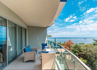 Продажа 1-ком. квартиры, 70 м2, Ялта, квартал Приморский парк имени Гагарина, 9