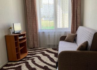 Сдается в аренду однокомнатная квартира, 42 м2, Крымск, улица Шевченко, 1Б