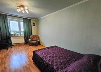 Продается 2-ком. квартира, 61.8 м2, Лобня, улица Катюшки, 62