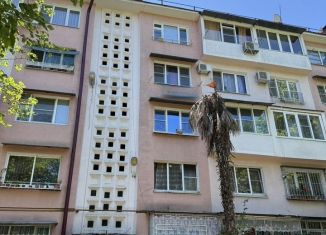 Трехкомнатная квартира на продажу, 66.2 м2, Сочи, Пластунская улица, 181, микрорайон КСМ