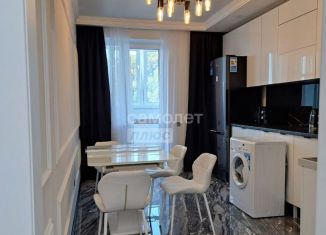 Продаю однокомнатную квартиру, 49 м2, Туапсе, улица Портовиков, 39/3