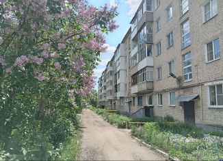 Продаю трехкомнатную квартиру, 60 м2, Новомосковск, Шахтёрская улица, 18А