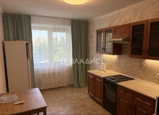 Продаю 1-комнатную квартиру, 46.8 м2, Лобня, улица Пушкина, 6