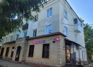 Сдаю в аренду 3-ком. квартиру, 80 м2, Бугульма, улица Мусы Джалиля, 41