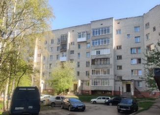 Продаю 2-ком. квартиру, 63 м2, Сыктывкар, улица Ленина, 89