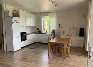 Дом на продажу, 120 м2, деревня Искино, Кленовый переулок, 15