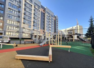 Продается 2-ком. квартира, 73 м2, Йошкар-Ола, улица Анникова, 8Б, микрорайон Западный