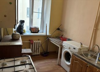 Сдается в аренду комната, 12 м2, Санкт-Петербург, 12-я линия Васильевского острова, 53, метро Горный институт