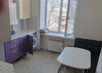 Сдам 2-ком. квартиру, 49.2 м2, Бугуруслан, Спортивная улица, 50А