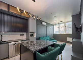 Продам трехкомнатную квартиру, 112 м2, Краснодар, улица Кубанская Набережная, 39, микрорайон Центральный