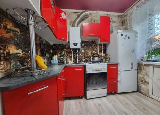 Продается 1-комнатная квартира, 31 м2, Азнакаево, улица Булгар, 30