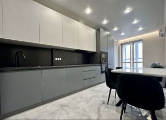 Продам 3-ком. квартиру, 62 м2, Ростов-на-Дону, ЖК Город у Реки, улица 23-я Линия, 54с5