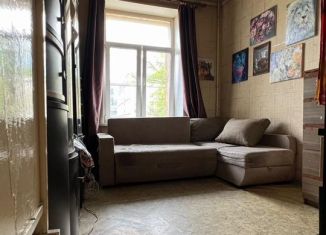 Комната на продажу, 16.8 м2, Санкт-Петербург, Сахарный переулок, 2/35, метро Площадь Ленина