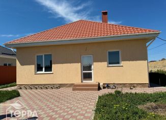 Продаю дом, 102 м2, село Уютное, Солнечная улица, 1