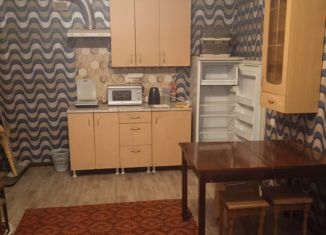 Сдам в аренду комнату, 18 м2, Брянск, улица Володарского, 64