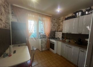 Сдам в аренду 2-ком. квартиру, 50 м2, Кумертау, улица Энергетиков, 21