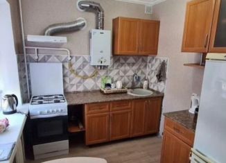 Сдам 1-ком. квартиру, 32 м2, Крымск, улица Ленина, 201