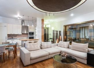 Продается 3-ком. квартира, 126 м2, Москва, улица Петровка, 28, улица Петровка