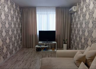 Продается 3-комнатная квартира, 70 м2, Крымск, Крепостная улица, 68