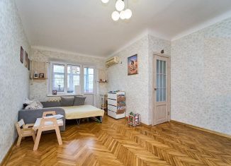 Продаю 2-ком. квартиру, 46 м2, Краснодар, улица имени Калинина, 74, микрорайон Вавилова